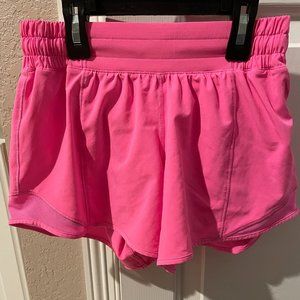 Lululemon Dark Prism Pink Hotty Hot Short Tall 4"